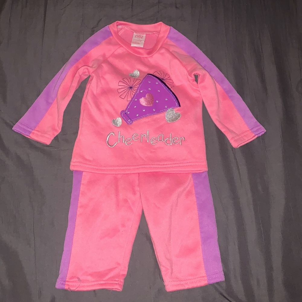 Girls sweatsuit outfit. Size 12M